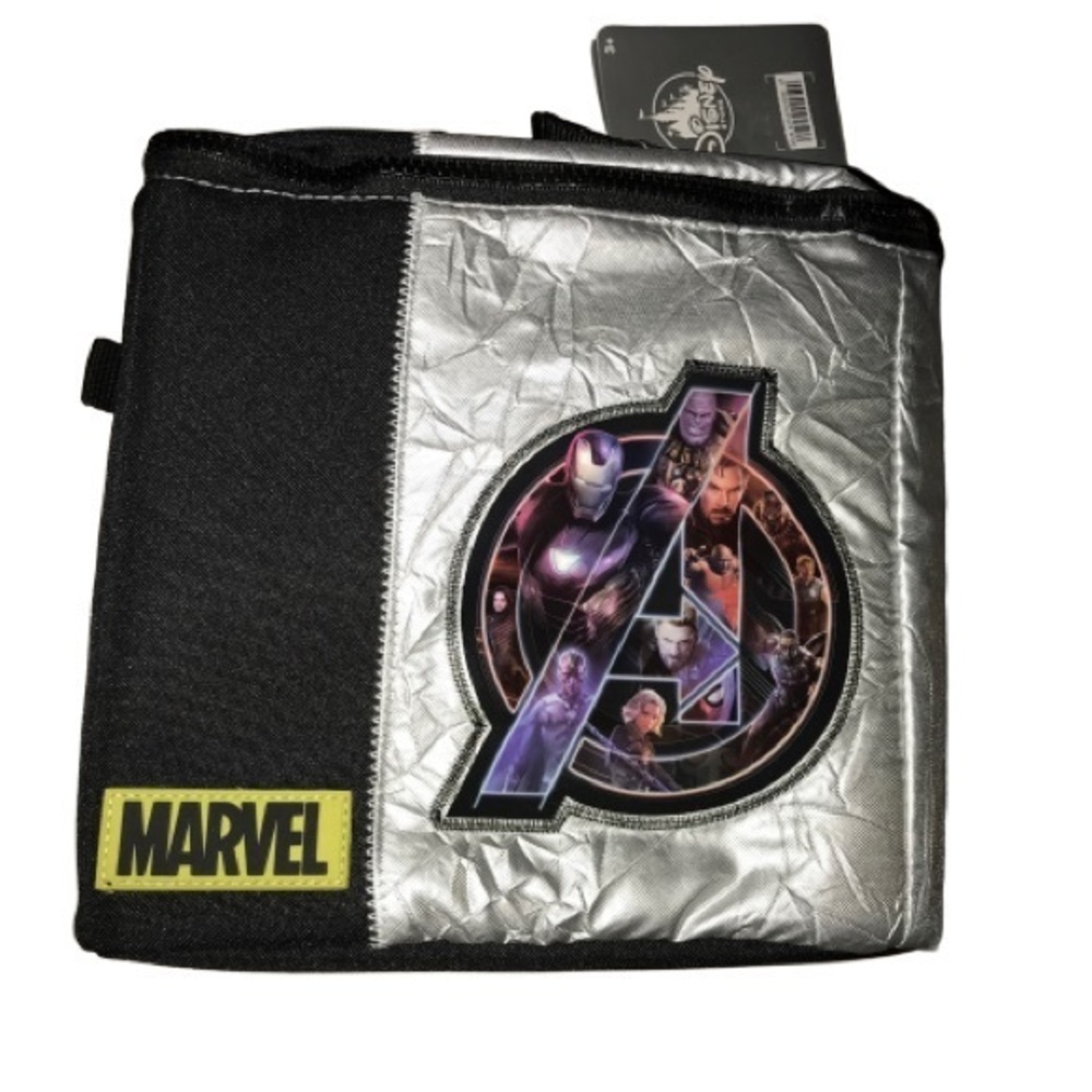 NWT Marvel's Avengers: Infinity War Lunch Box